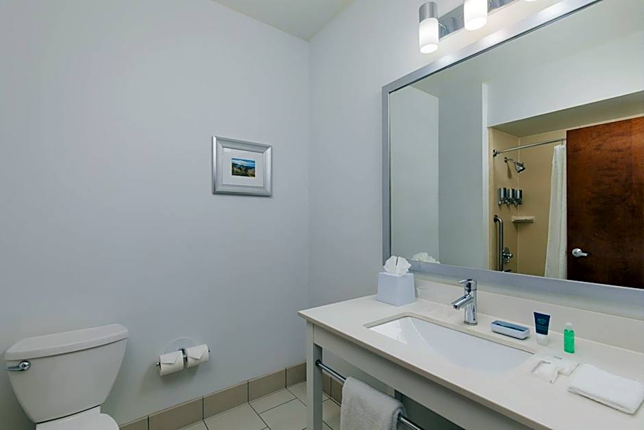 Four Points By Sheraton Portland East