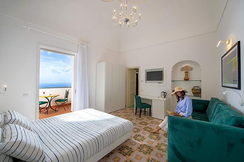 Albadamare Boutique Hotel