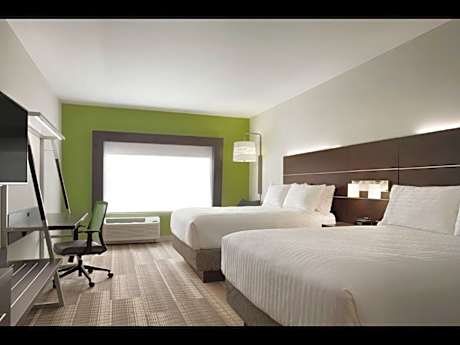 Standard Room with Two Queen Beds