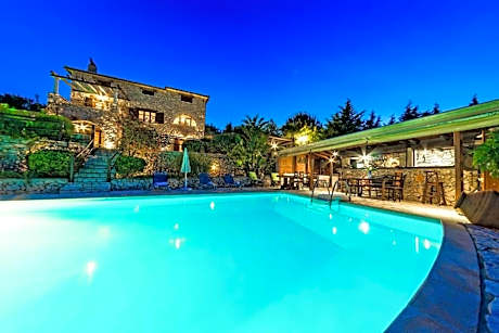 Villa Poseidon Residences - Poolside Zante Nests