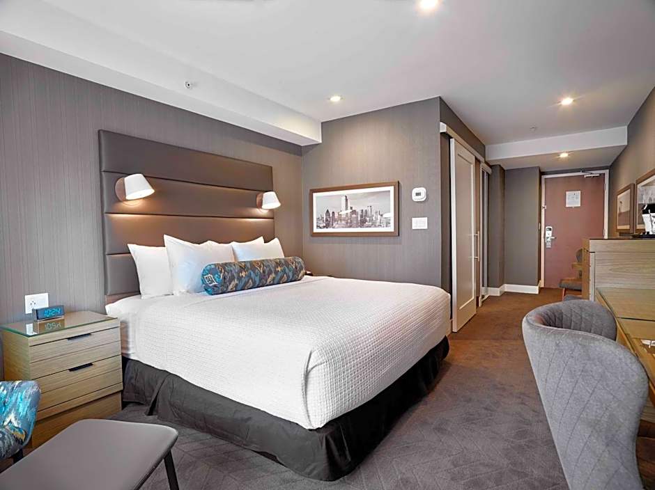 Sandman Signature Plano-Frisco Hotel