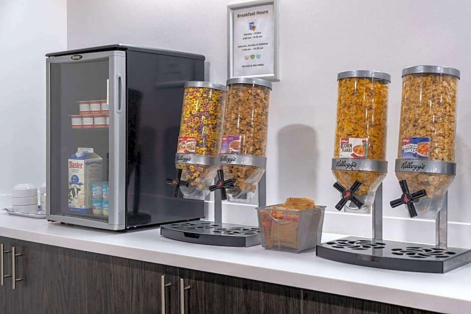 Travelodge Suites by Wyndham Saint John