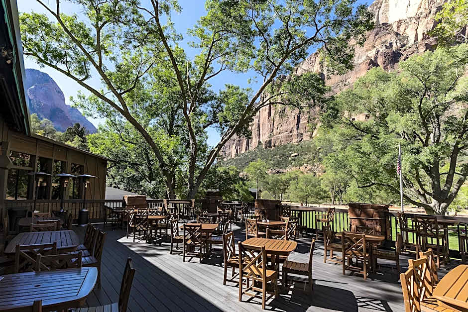 Zion Lodge - Inside The Park