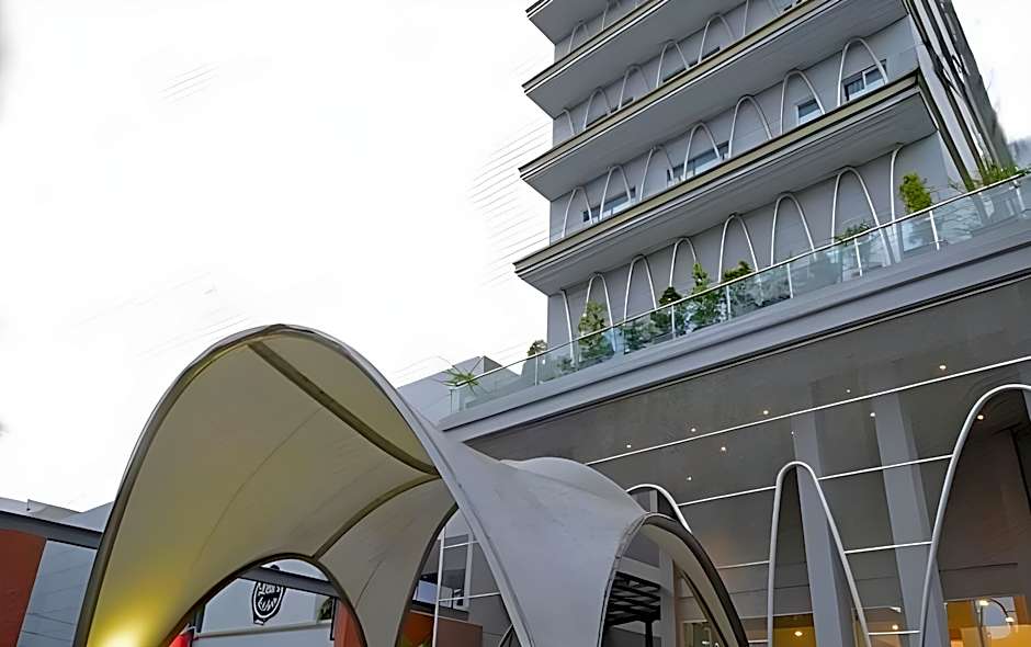 La Lisa Hotel Surabaya