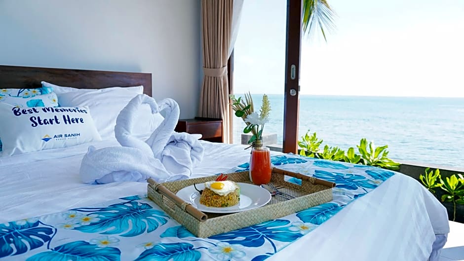 Air Sanih Beach Villa