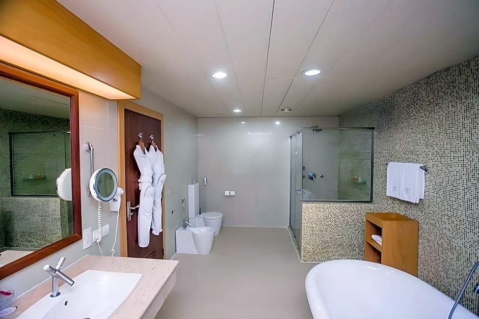 Lagos Oriental Hotel