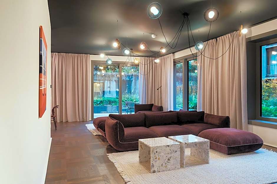 The Garden Suites by Suite030