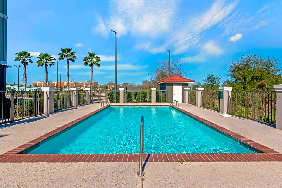 La Quinta by Wyndham Winnie