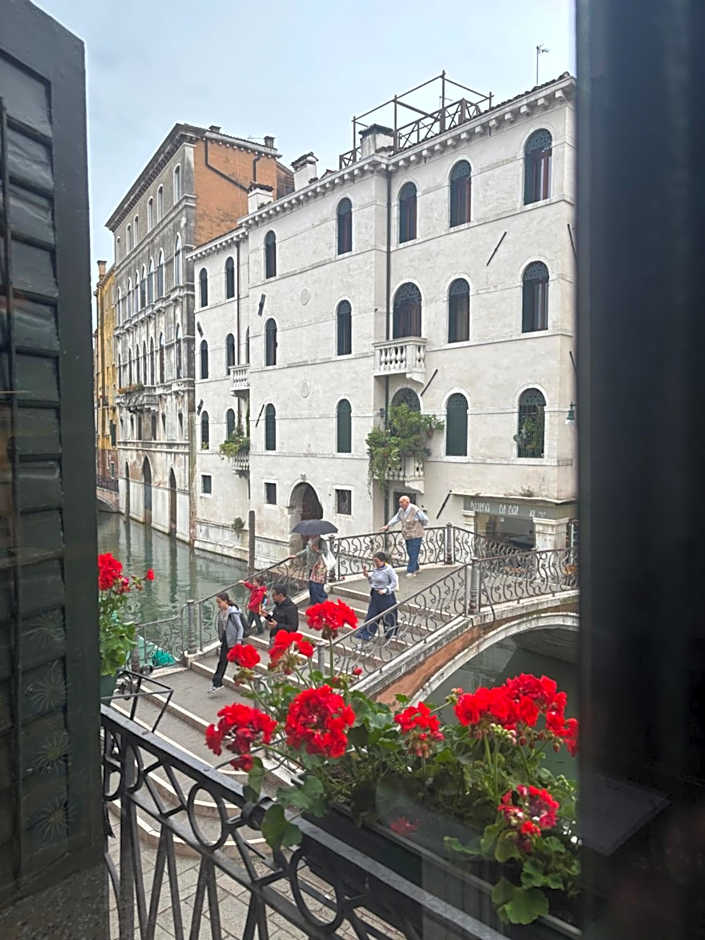 B&B Luxury San Firmino Canal View