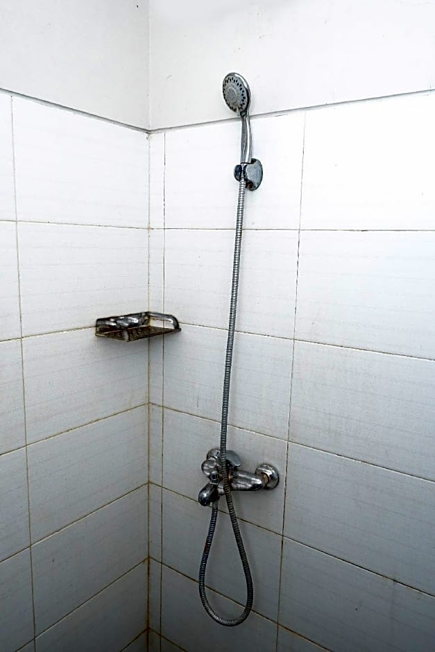 OYO 422 Achterhuis Residence