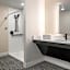 Holiday Inn Express St. Louis Central West End By IHG