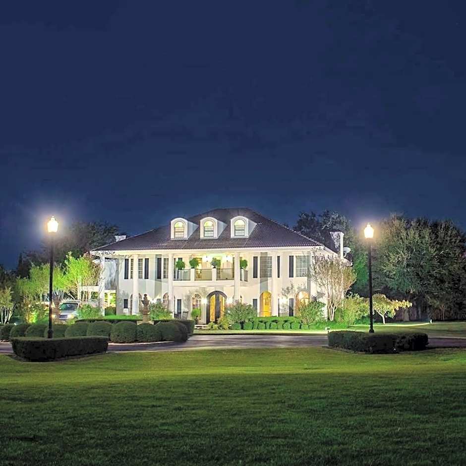 The Plantation House Boutique Inn