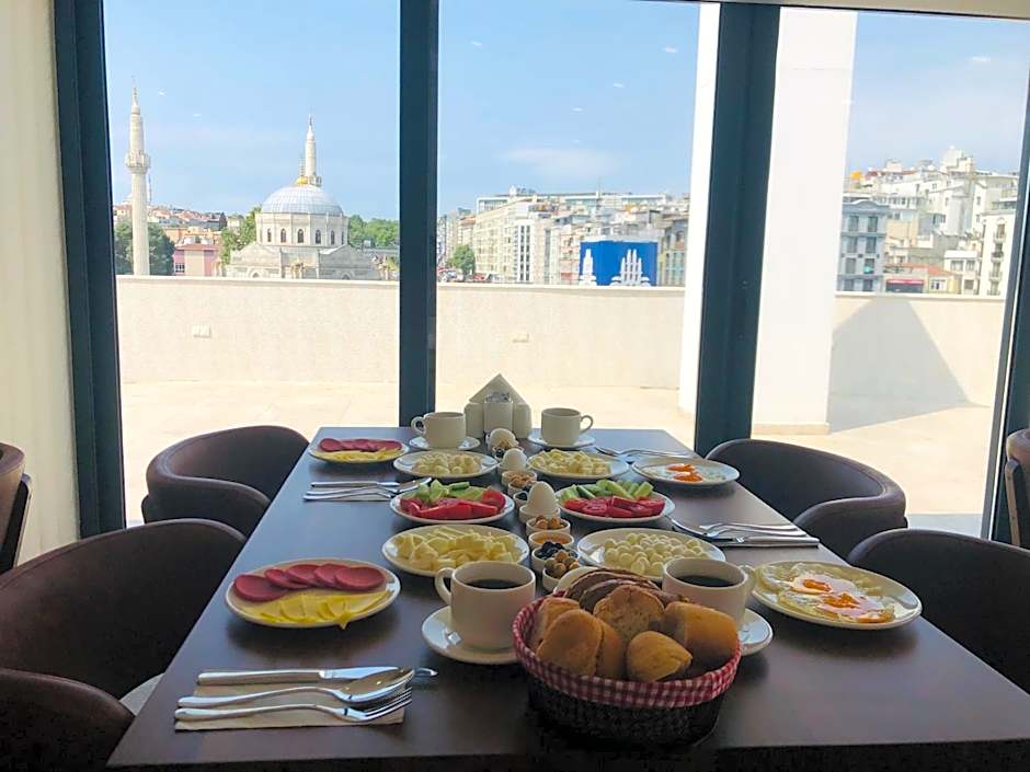 Istanbul Midpoint Hotel