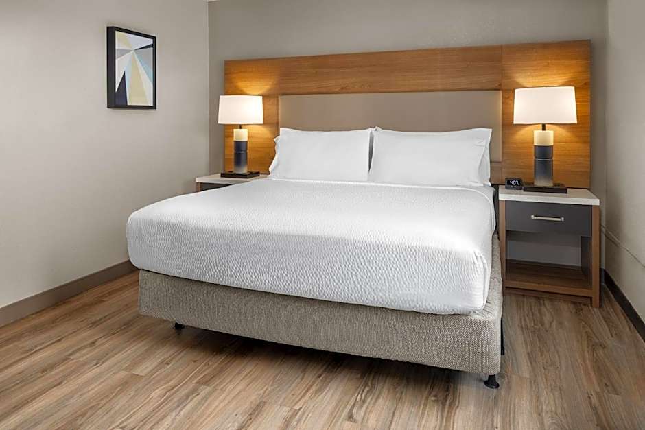 Candlewood Suites Richmond - South By IHG
