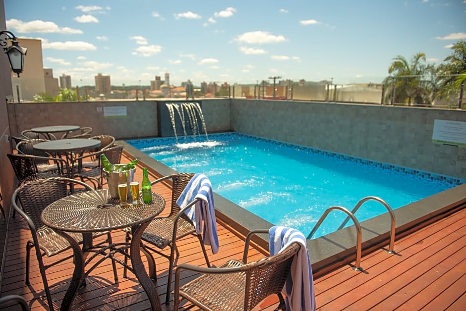 Bristol Infinity Hotel