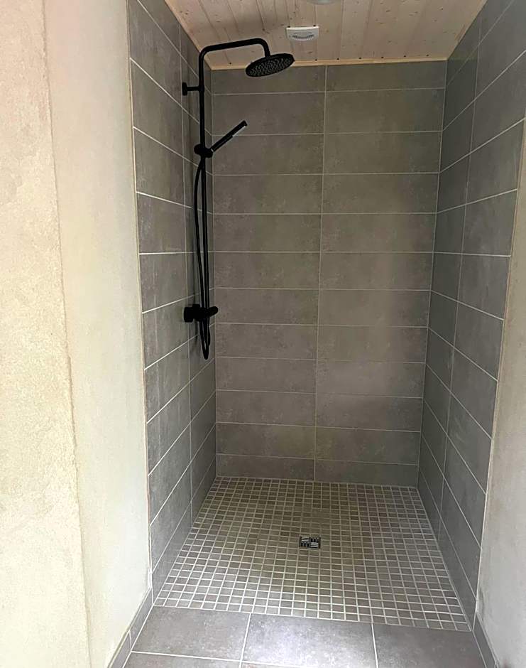 Guest House Garoza with Self Check-in