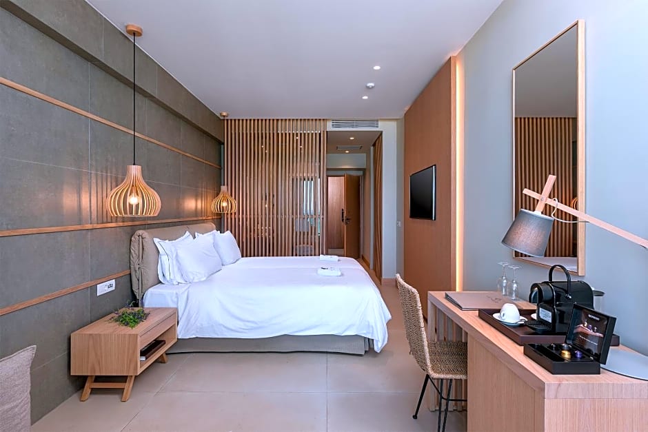 Ikones Seafront Luxury Suites