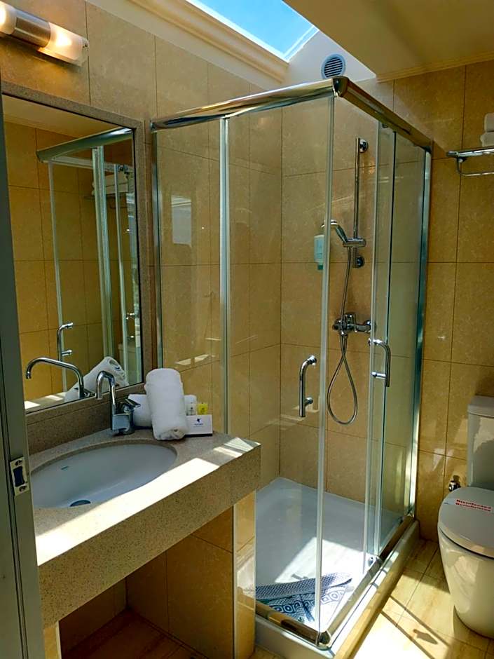 Pegasos Deluxe Beach Hotel