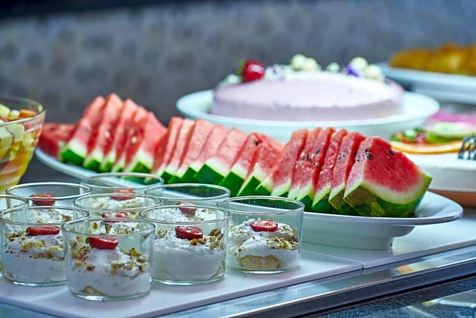 Atlantica Sea Breeze, Adults Only