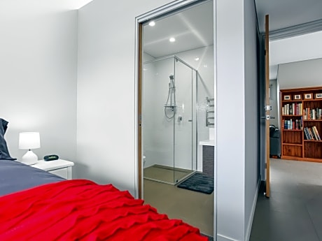 Deluxe Double Room with Shower