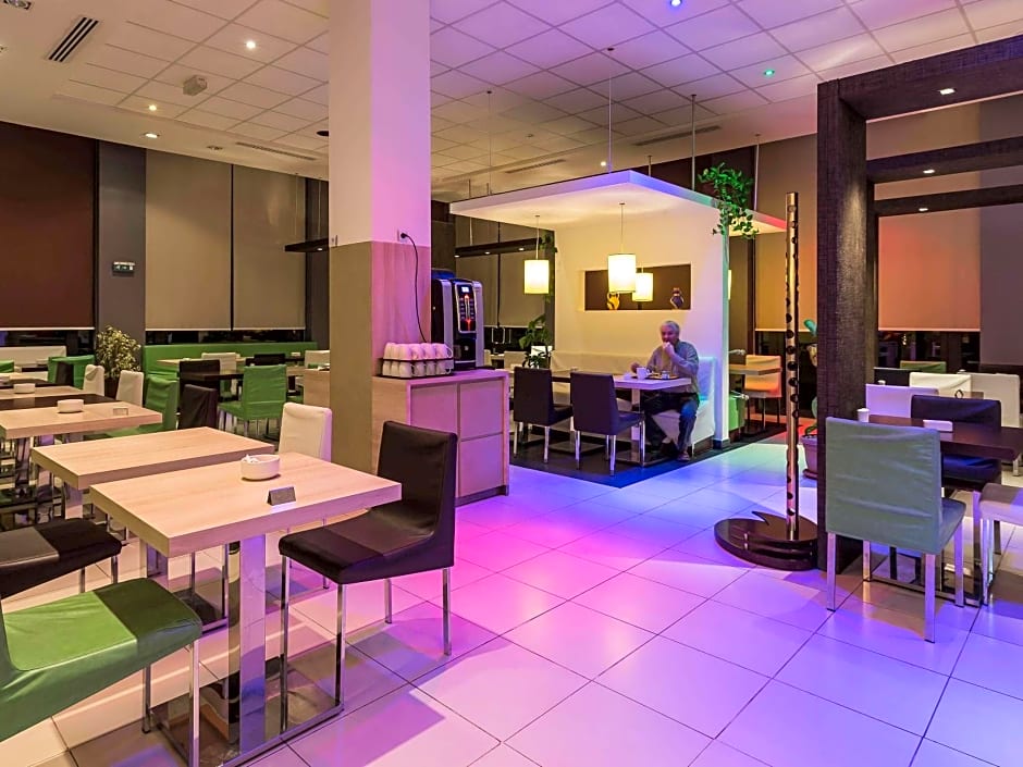 Ibis Oran Les Falaises