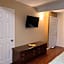 Townhouse Inn & Suites
