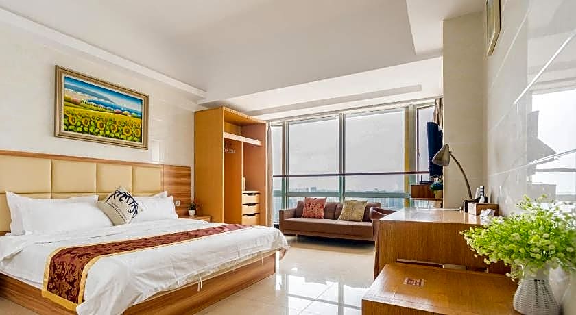 Sunny Apartment Of Grand Continental