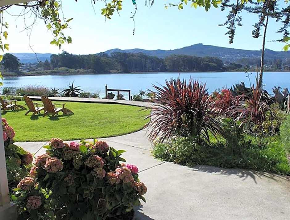 Back Bay Inn
