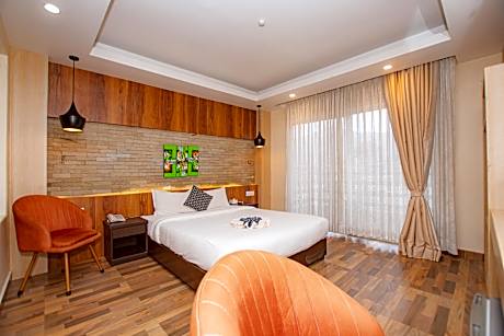 Superior King Room