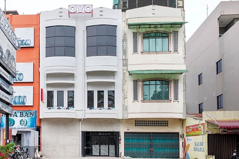 Super OYO 3150 Theodore Homestay