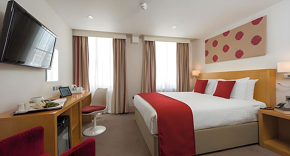 Park International Hotel