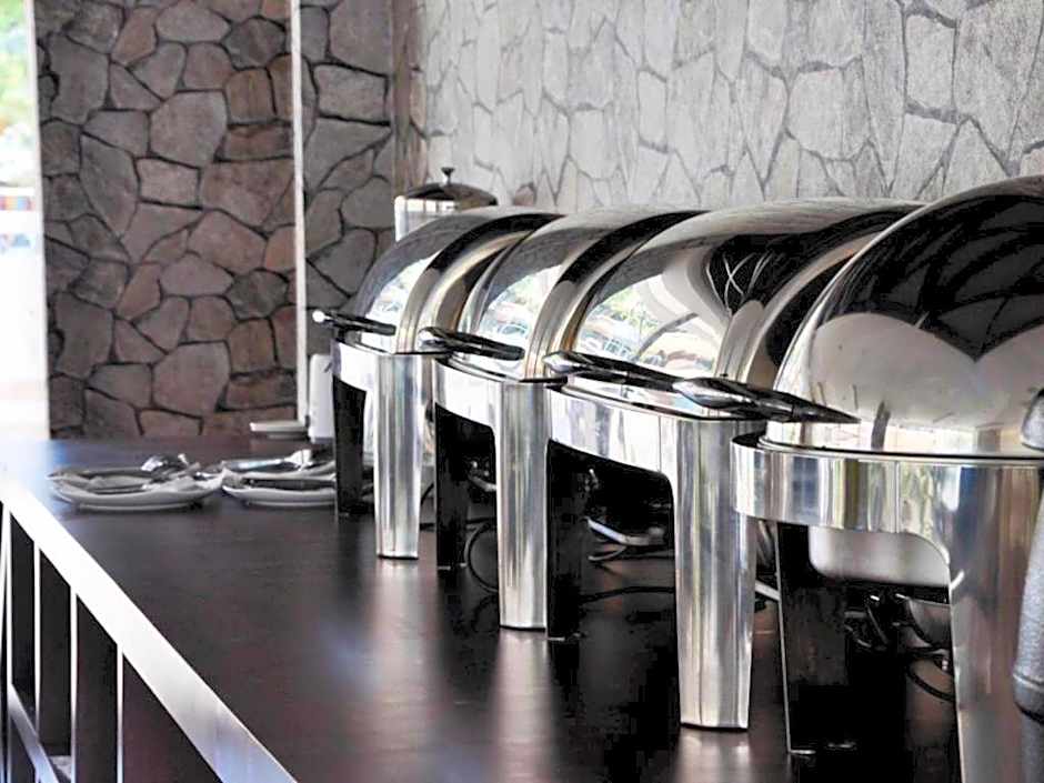 Nite And Day Batam Jodoh Square