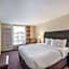 Clarion Inn & Suites Central Clearwater Beach