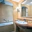 Courtyard by Marriott Rome Central Park