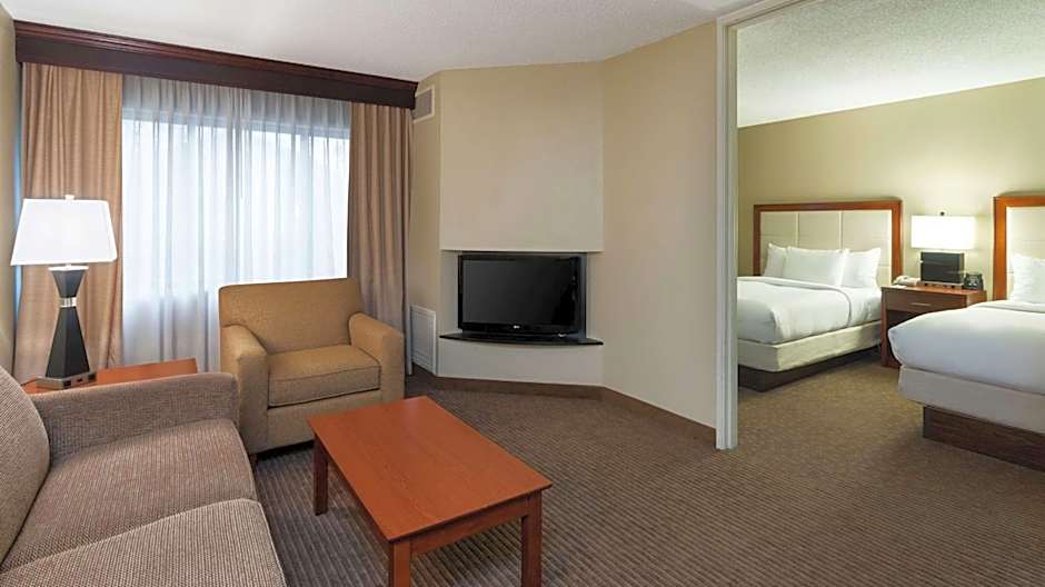 DoubleTree Suites By Hilton Hotel Cincinnati-Blue Ash