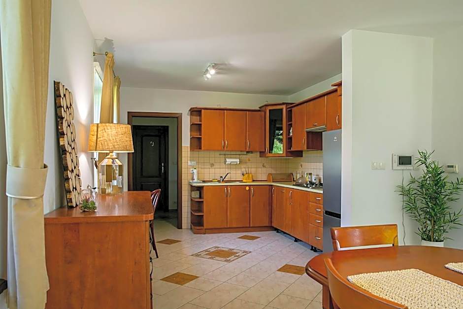 Szumi Las Events & Apartments