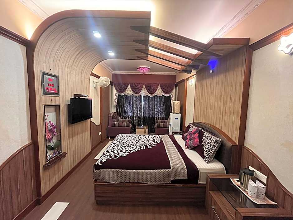 Hotel Astoria Residency