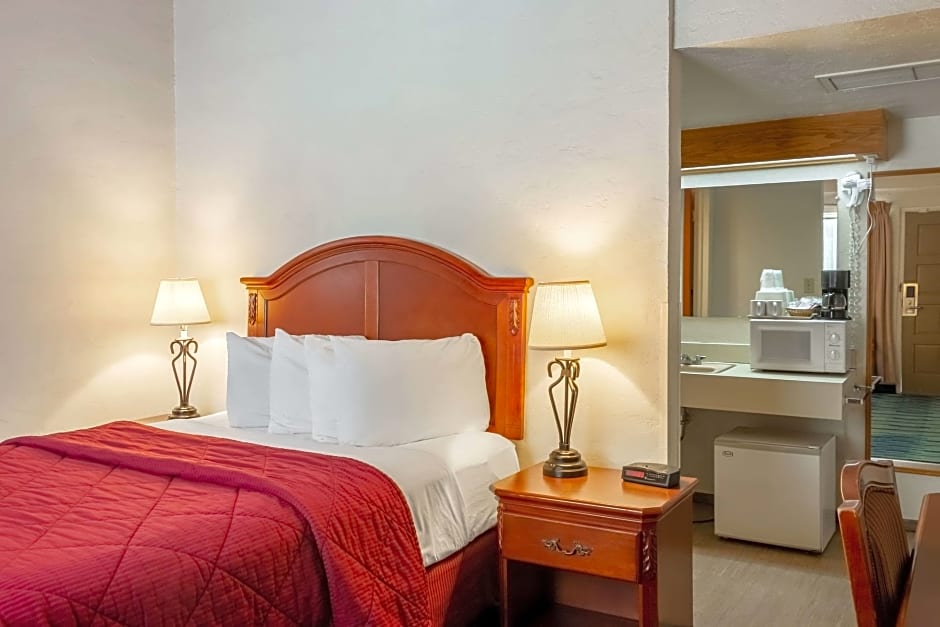 Rodeway Inn