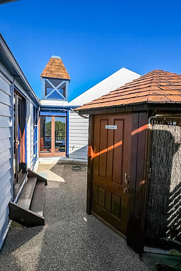 1770 Sovereign Lodge Retreat
