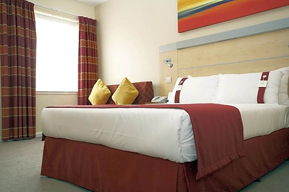 Holiday Inn Express Birmingham Redditch By IHG