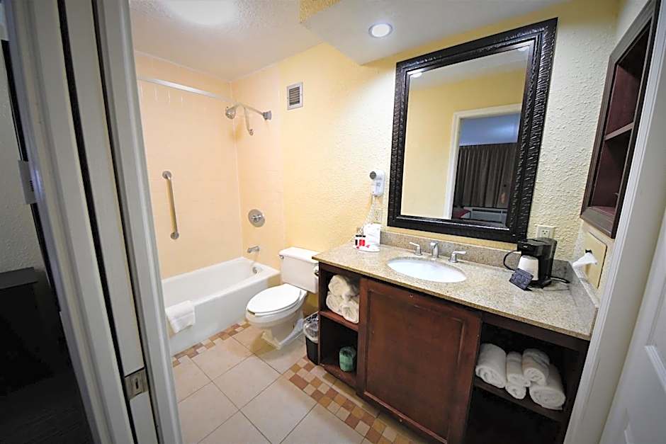 Ramada by Wyndham Jacksonville Hotel & Conference Center