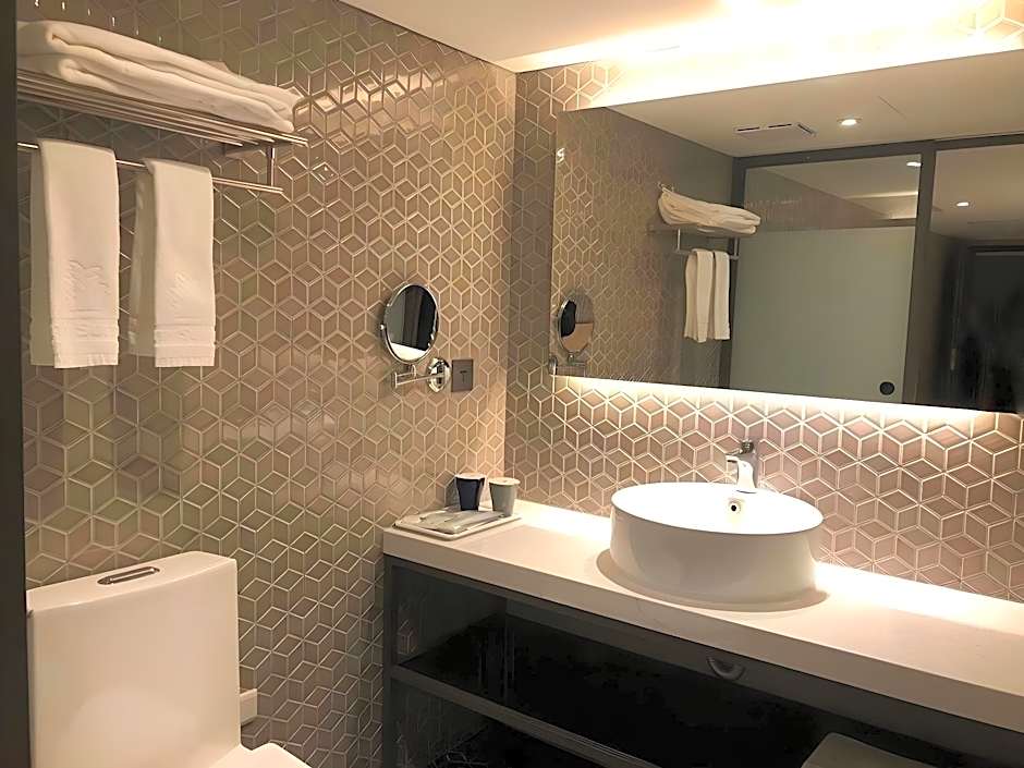 City Suites-Taoyuan Station