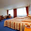 TOP HOTEL Praha