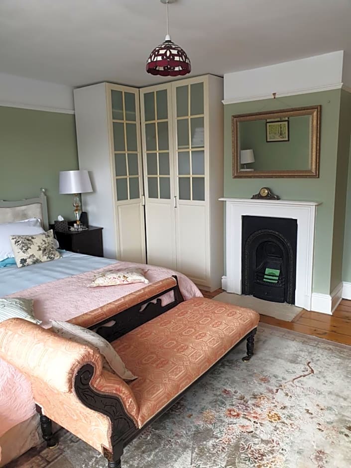 Harry's bed and breakfast