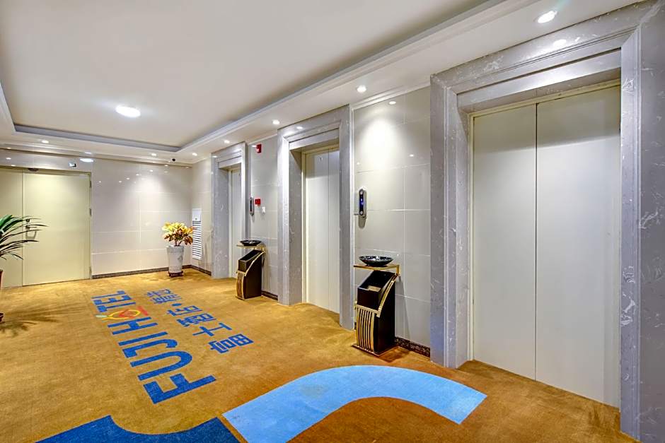 Ibis Harbin West Railway Station Wanda plaza hotel