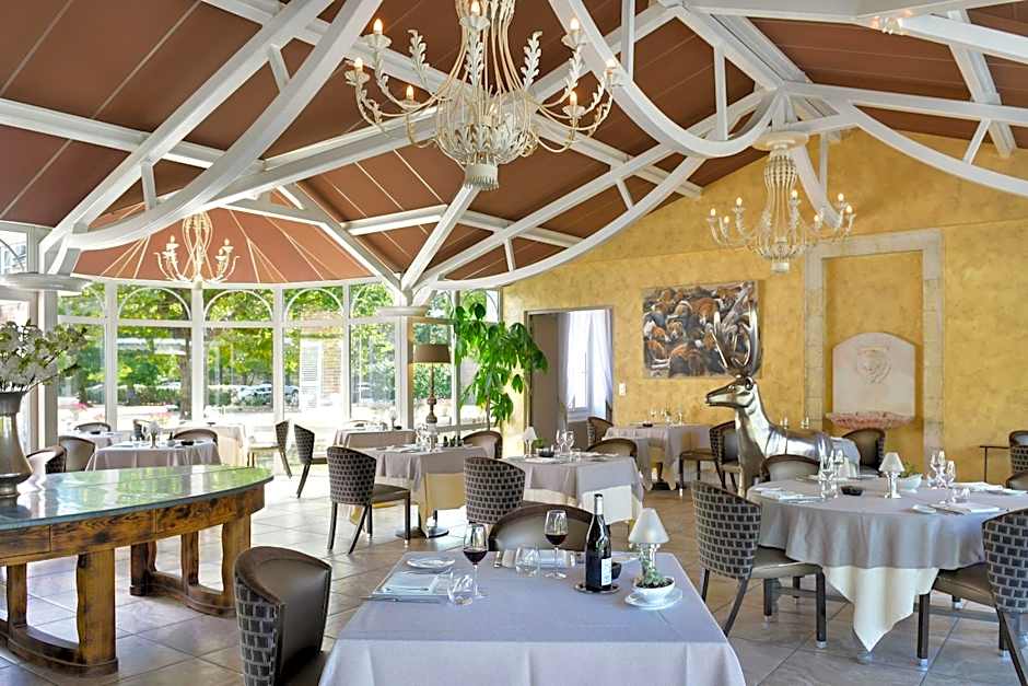 Logis Domaine De Valaudran