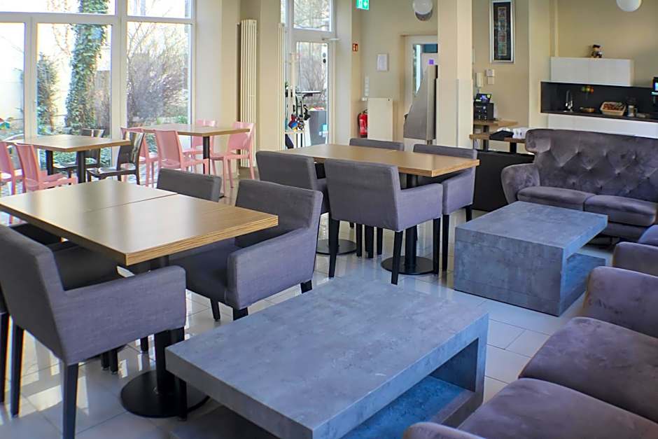 Nu Wave Hotel Berlin - Digital Check-In