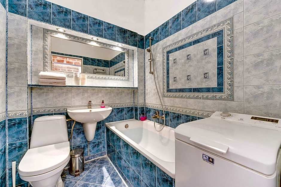 Kamienica Gdynia hotelowe komfortowe łóżka, plaża Orłowo molo