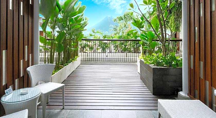 The 1o1 Yogyakarta Tugu Hotel