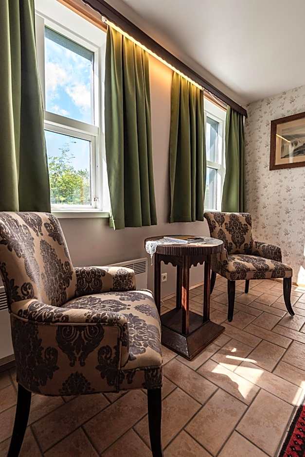 Boutique Hotel Anna by EJ Hotels